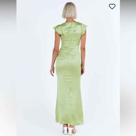 Green Satin maxi dress with lace - Picture 4 of 11